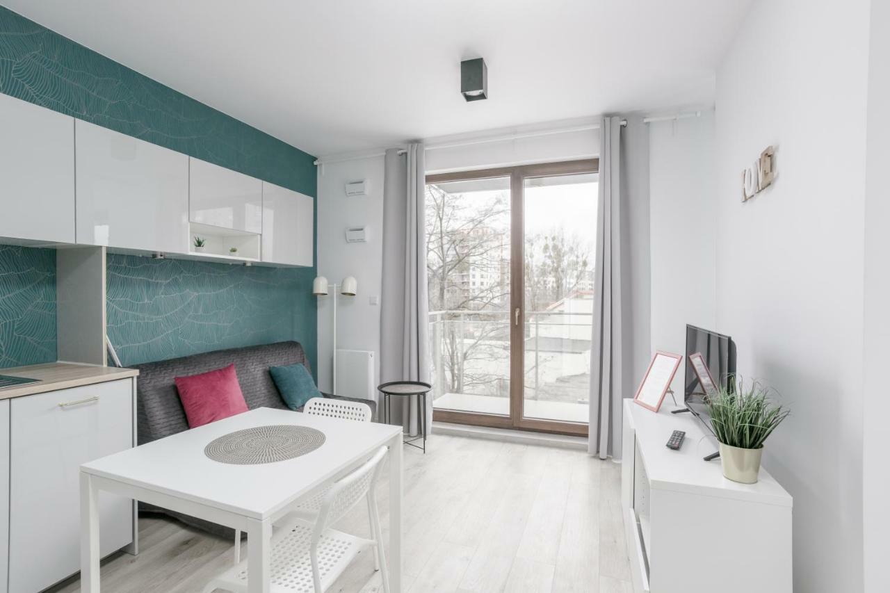 Chill Apartments Wola Варшава Екстериор снимка