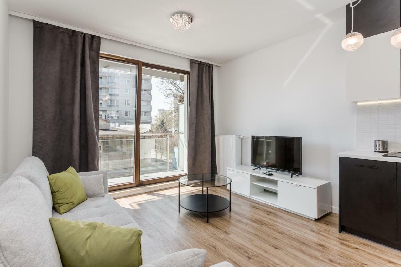 Chill Apartments Wola Варшава Екстериор снимка